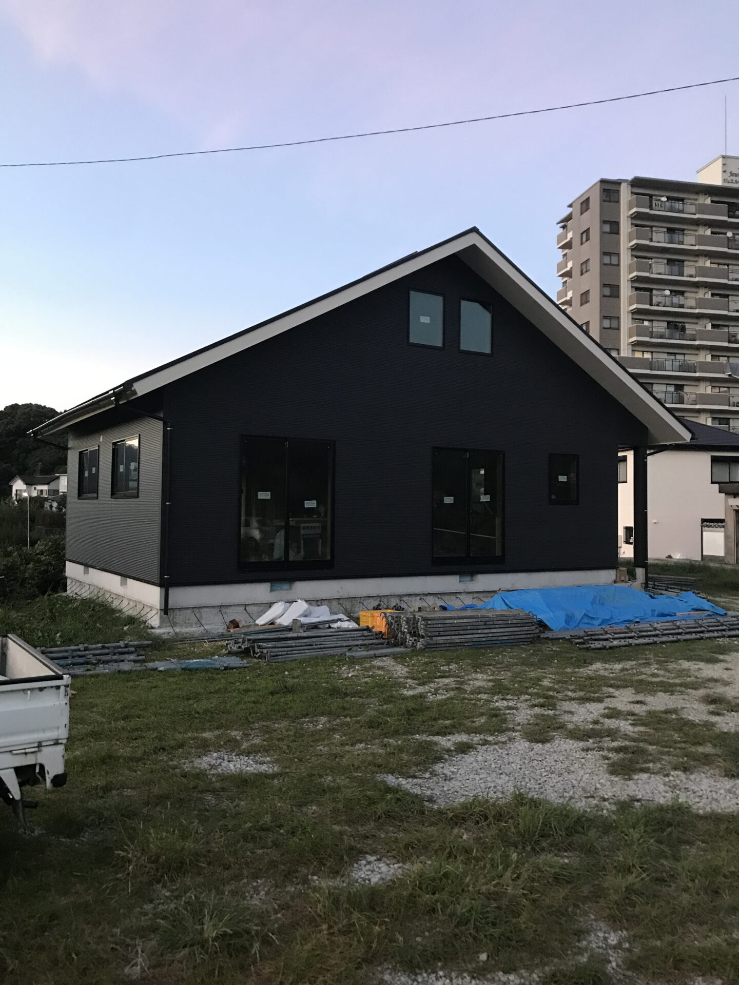 事務所新築工事｜木のぬくもりを感じる“外断熱工法”の高性能オフィス